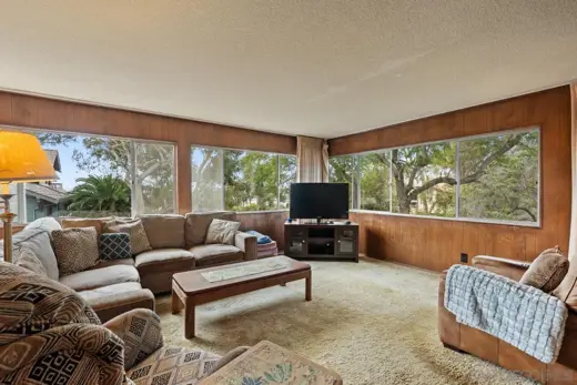 Pre-flip listing photo 13