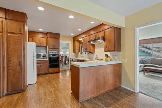 Pre-flip listing photo 20