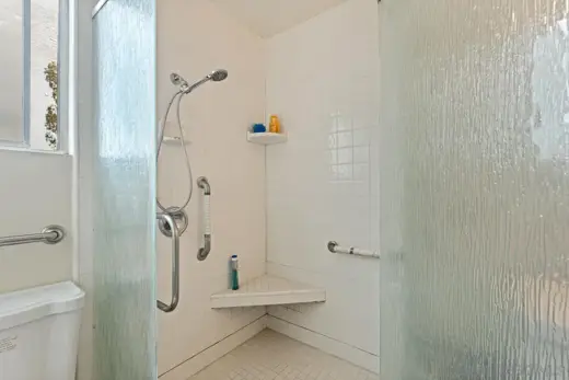 Pre-flip listing photo 27