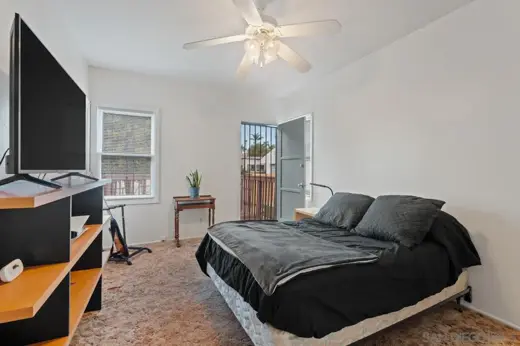 Pre-flip listing photo 28