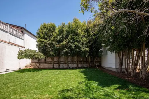 Current listing photo 32